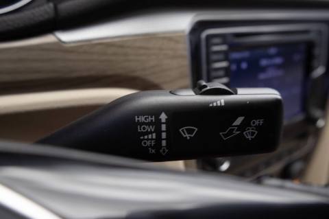 2016 Volkswagen Passat 1.8T SEL 4dr Sedan PZEV