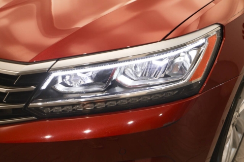 2016 Volkswagen Passat 1.8T SEL 4dr Sedan PZEV