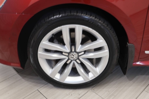 2016 Volkswagen Passat 1.8T SEL 4dr Sedan PZEV