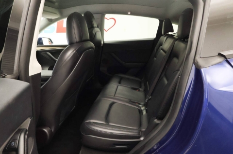 2022 Tesla Model Y Long Range AWD 4dr Crossover