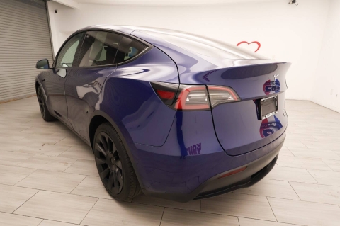 2022 Tesla Model Y Long Range AWD 4dr Crossover
