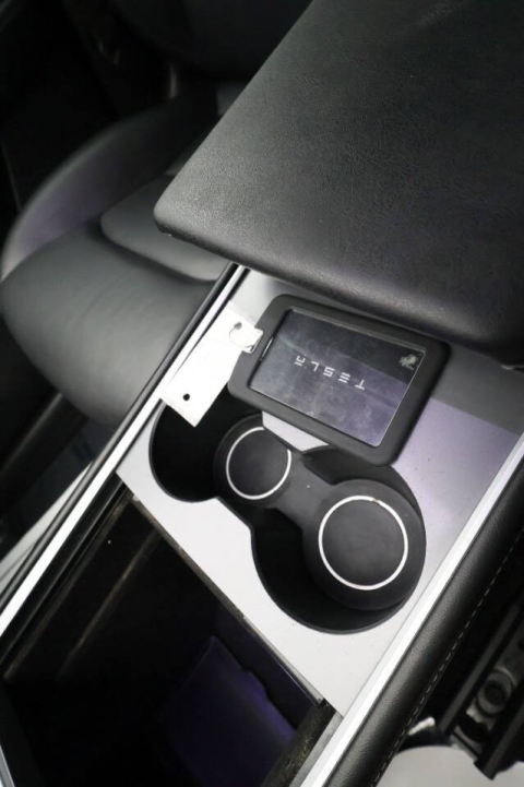 2022 Tesla Model Y Long Range AWD 4dr Crossover
