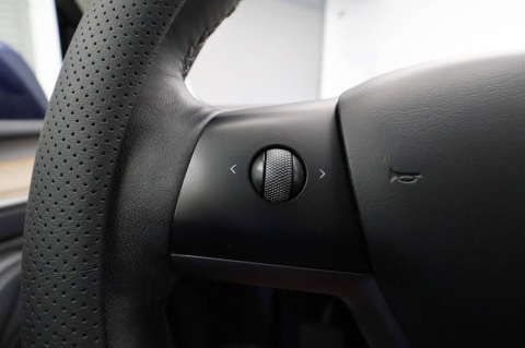 2022 Tesla Model Y Long Range AWD 4dr Crossover