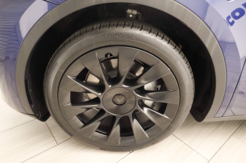 2022 Tesla Model Y Long Range AWD 4dr Crossover