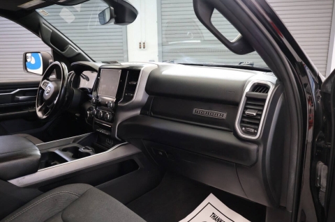 2022 RAM 1500 Big Horn 4x4 4dr Crew Cab 5.6 ft. SB Pickup