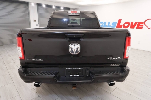 2022 RAM 1500 Big Horn 4x4 4dr Crew Cab 5.6 ft. SB Pickup