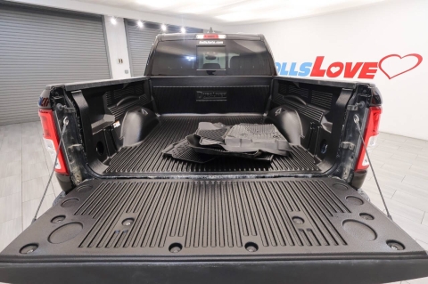 2022 RAM 1500 Big Horn 4x4 4dr Crew Cab 5.6 ft. SB Pickup