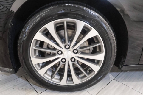 2017 Buick LaCrosse Essence 4dr Sedan