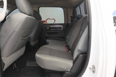 2020 RAM 1500 Classic SLT 4x4 4dr Crew Cab 5.5 ft. SB Pickup
