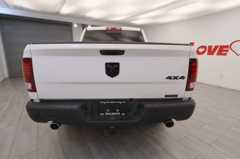 2020 RAM 1500 Classic SLT 4x4 4dr Crew Cab 5.5 ft. SB Pickup