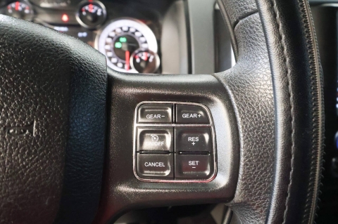 2020 RAM 1500 Classic SLT 4x4 4dr Crew Cab 5.5 ft. SB Pickup