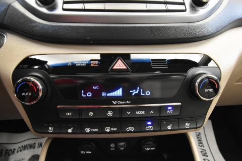 2017 Hyundai Tucson Limited AWD 4dr SUV