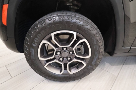 2023 Jeep Grand Cherokee Trailhawk 4xe 4x4 4dr SUV