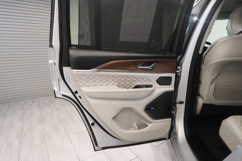 2022 Jeep Grand Cherokee Summit 4xe 4x4 4dr SUV