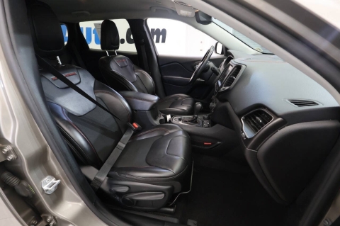 2020 Jeep Cherokee Trailhawk 4x4 4dr SUV