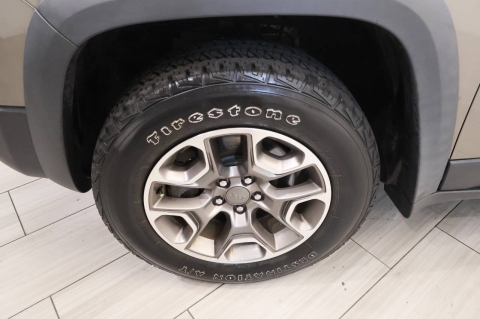 2020 Jeep Cherokee Trailhawk 4x4 4dr SUV
