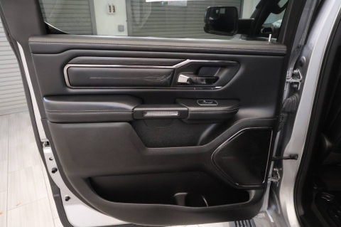 2022 RAM 1500 Limited 4x4 4dr Crew Cab 5.6 ft. SB Pickup