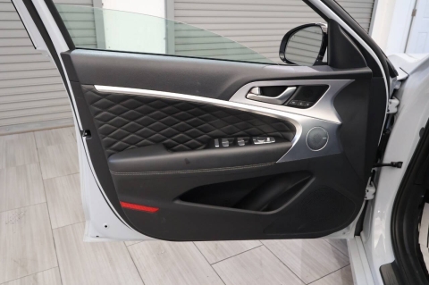 2020 Genesis G70 2.0T 4dr Sedan