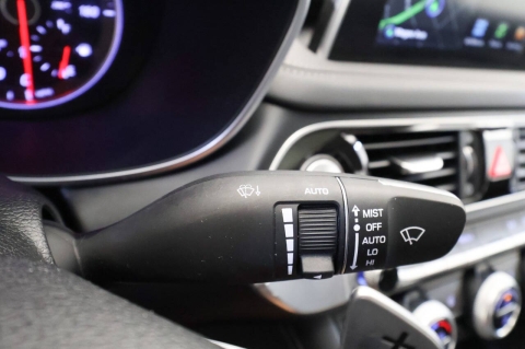 2020 Genesis G70 2.0T 4dr Sedan