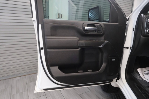 2023 GMC Sierra 2500HD AT4 4x4 4dr Crew Cab SB