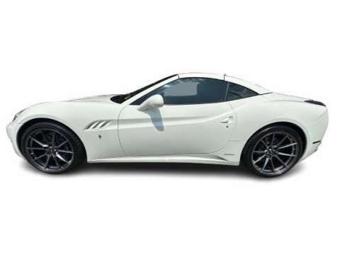 2014 Ferrari California Base 2dr Convertible