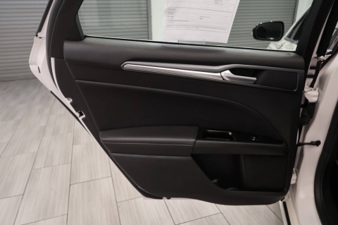 2015 Ford Fusion Hybrid Titanium 4dr Sedan