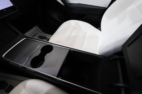 2022 Tesla Model Y Performance AWD 4dr Crossover