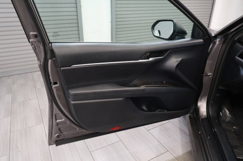 2023 Toyota Camry Hybrid LE 4dr Sedan