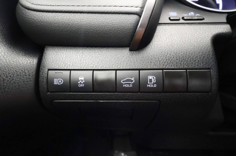 2023 Toyota Camry Hybrid LE 4dr Sedan