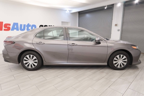 2023 Toyota Camry Hybrid LE 4dr Sedan