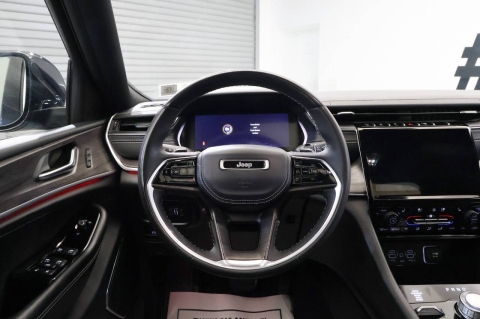 2023 Jeep Grand Cherokee Overland 4x4 4dr SUV