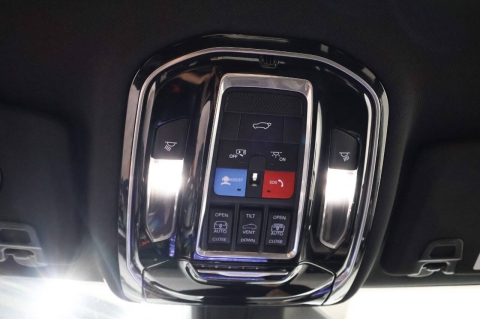 2023 Jeep Grand Cherokee Overland 4x4 4dr SUV
