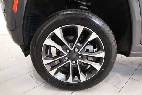 2023 Jeep Grand Cherokee Overland 4x4 4dr SUV
