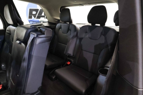 2020 Volvo XC90 T6 Momentum 6 Passenger AWD 4dr SUV