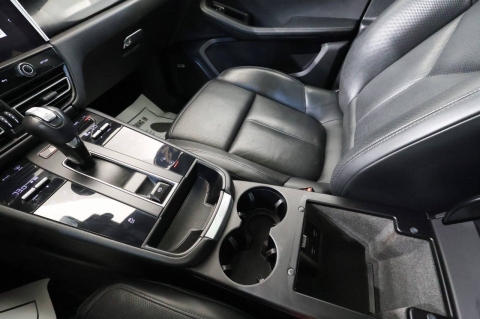 2022 Porsche Macan Base AWD 4dr SUV