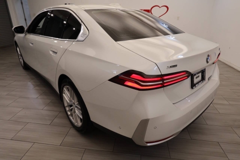 2025 BMW 5 Series 530i xDrive AWD 4dr Sedan