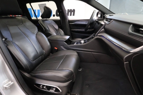 2023 Jeep Grand Cherokee L Overland 4x4 4dr SUV