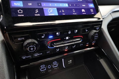 2023 Jeep Grand Cherokee L Overland 4x4 4dr SUV