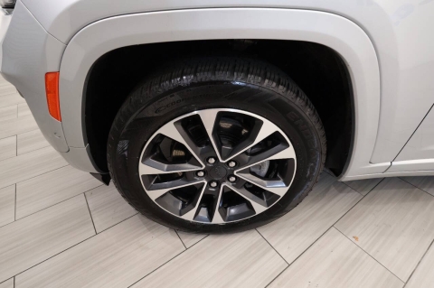 2023 Jeep Grand Cherokee L Overland 4x4 4dr SUV