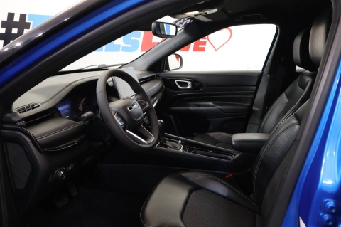 2023 Jeep Compass Altitude 4x4 4dr SUV