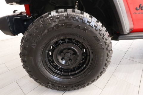 2020 Jeep Gladiator Sport Altitude 4x4 4dr Crew Cab 5.0 ft. SB