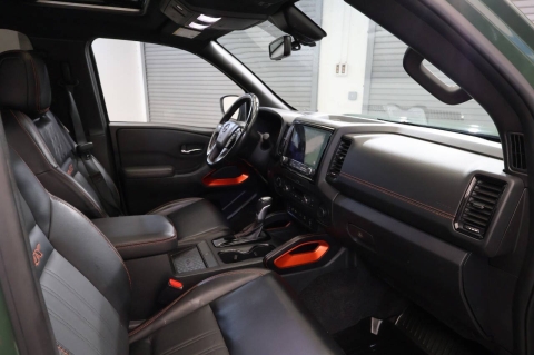 2023 Nissan Frontier PRO 4X 4x4 4dr Crew Cab 5 ft. SB