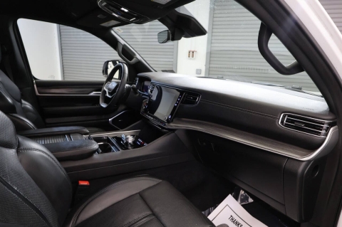 2024 Jeep Wagoneer L Series II 4x4 4dr SUV