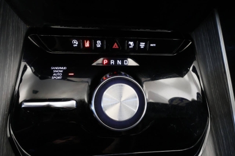 2024 Jeep Wagoneer L Series II 4x4 4dr SUV