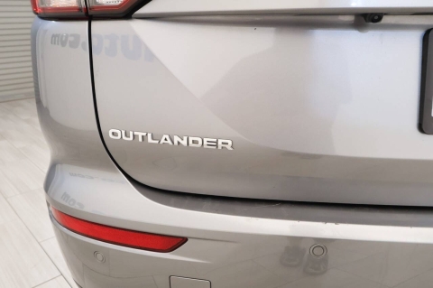 2024 Mitsubishi Outlander SE Black Edition 4dr SUV