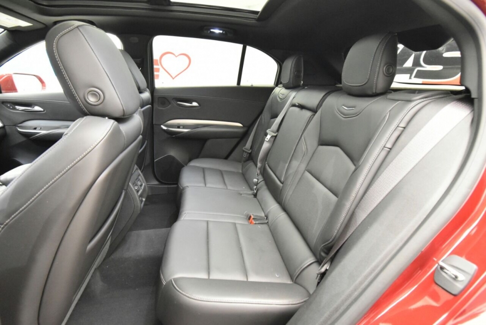 2019 Cadillac XT4 Premium Luxury 4x4 4dr Crossover, Red, Mileage: 83,883 - photo 15