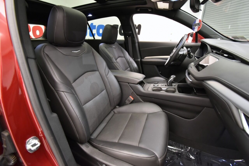 2019 Cadillac XT4 Premium Luxury 4x4 4dr Crossover, Red, Mileage: 83,883 - photo 19