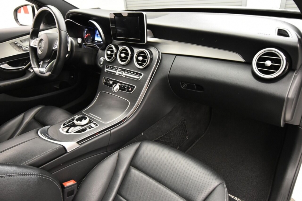 2018 Mercedes-Benz C-Class C 300 4MATIC AWD 4dr Sedan, White, Mileage: 86,706 - photo 19
