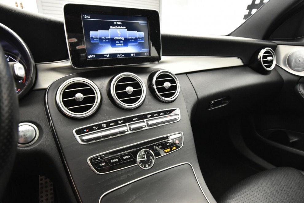 2018 Mercedes-Benz C-Class C 300 4MATIC AWD 4dr Sedan, White, Mileage: 86,706 - photo 30
