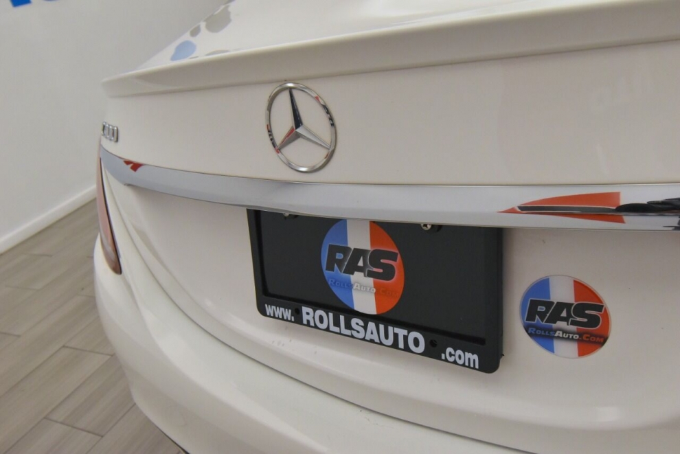 2018 Mercedes-Benz C-Class C 300 4MATIC AWD 4dr Sedan, White, Mileage: 86,706 - photo 45